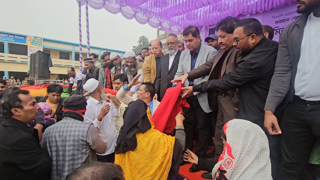 জুলুম-নির্যাতনের মাঝেও দেশ ছাড়েননি খালেদা জিয়া: দিপু